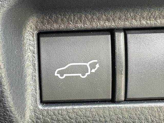 TOYOTA HARRIER HYBRID 2020