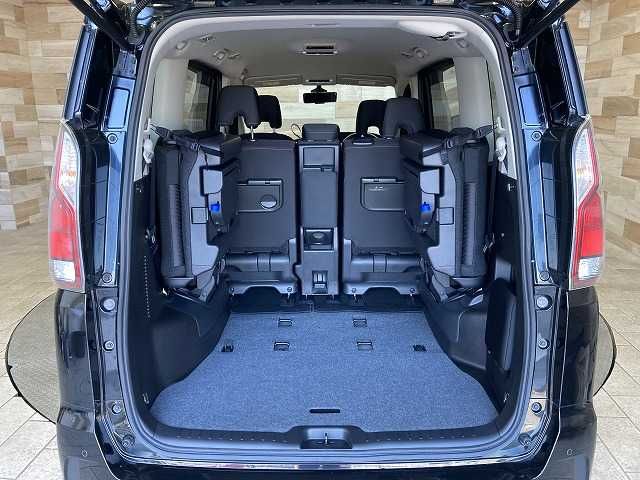 NISSAN SERENA  S-HYBRID 2016