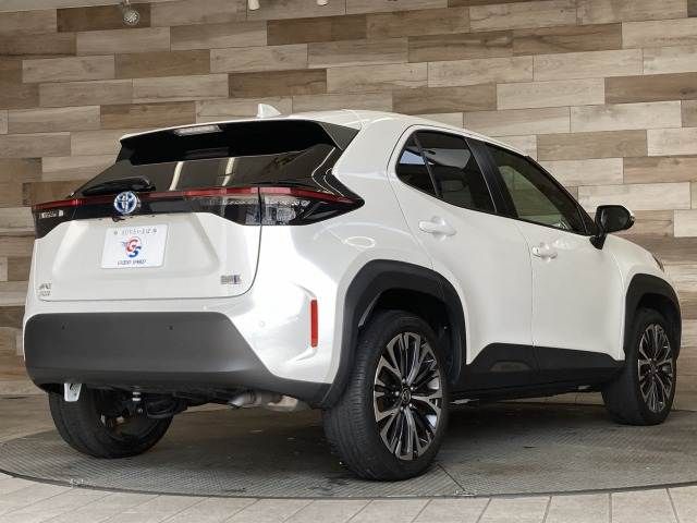 TOYOTA YARIS CROSS HYBRID 2022