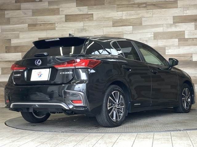 TOYOTA LEXUS CT200h 2018