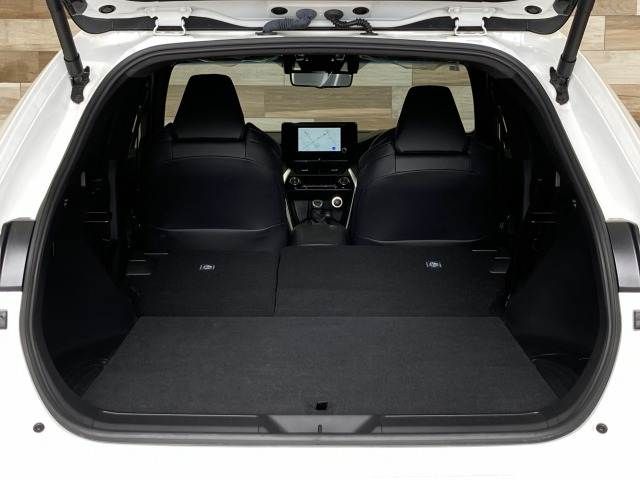 TOYOTA HARRIER 2WD 2024