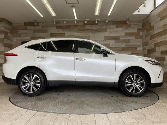 TOYOTA HARRIER 2WD 2024