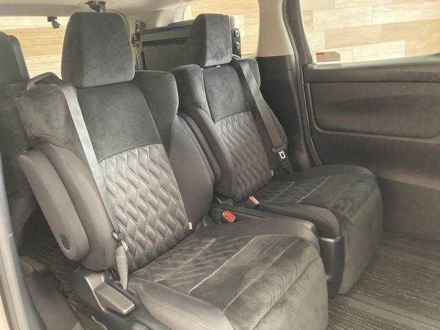 TOYOTA VELLFIRE 2020