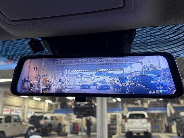 TOYOTA LANDCRUISER PRADO 2018