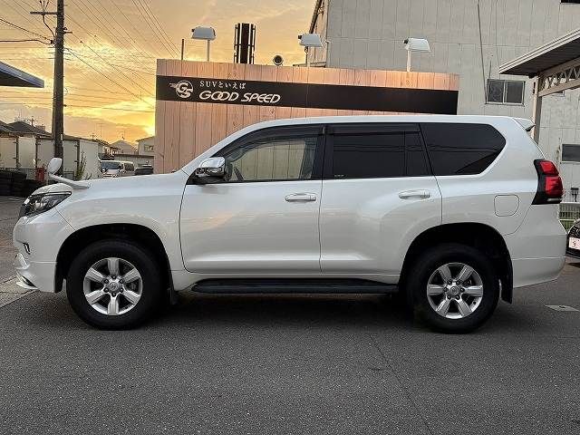 TOYOTA LANDCRUISER PRADO 2018