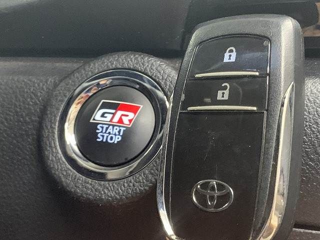 TOYOTA HILUX 4WD 2023