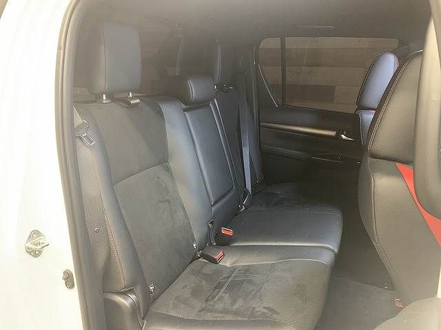 TOYOTA HILUX 4WD 2023