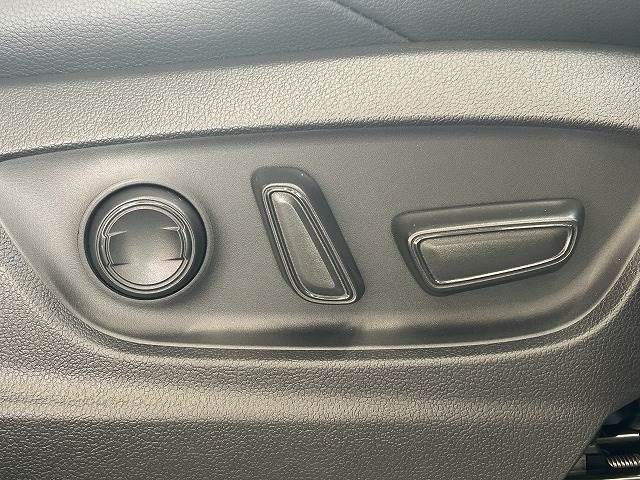 TOYOTA COROLLA CROSS HYBRID 2023