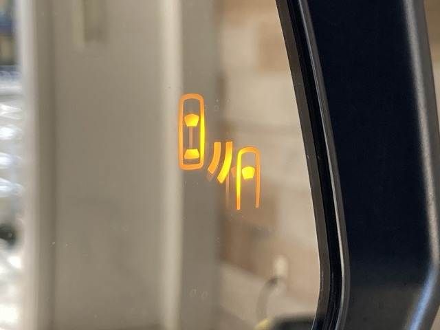 TOYOTA HARRIER HYBRID 2020