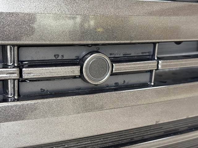 TOYOTA VOXY HYBRID 2022