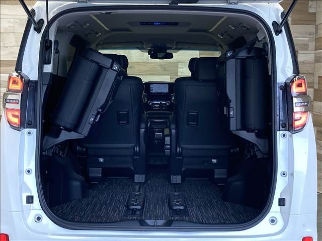 TOYOTA VELLFIRE 2019