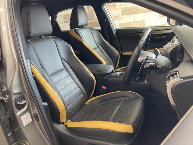 TOYOTA LEXUS NX300h 2020