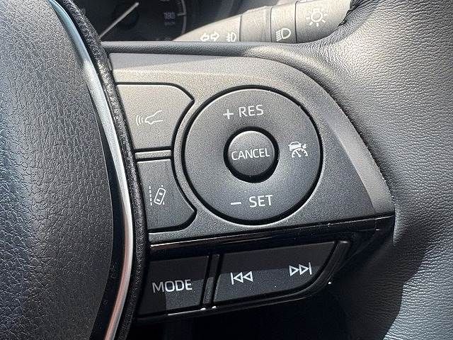 TOYOTA HARRIER 2WD 2024