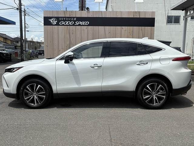 TOYOTA HARRIER 2WD 2024