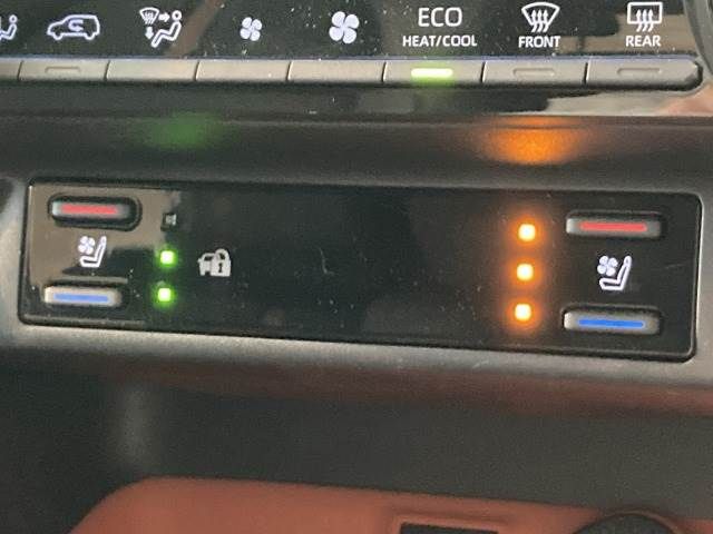 TOYOTA RAV4 4WD 2023