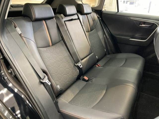 TOYOTA RAV4 4WD 2023