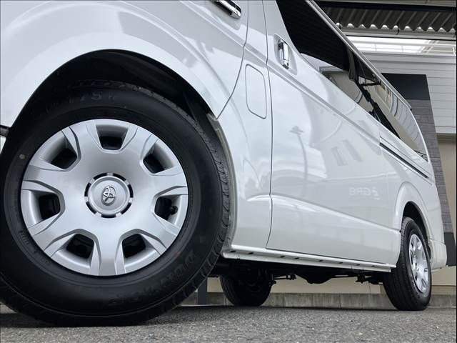 TOYOTA HIACE van 2WD 2025