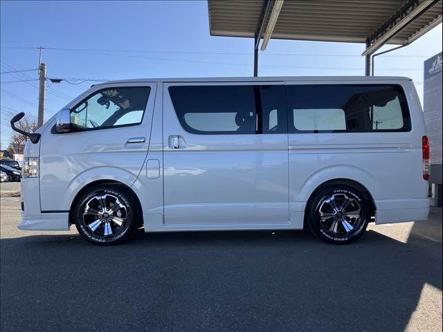 TOYOTA HIACE van 2WD 2025
