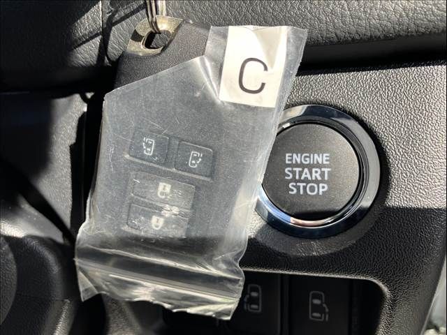 TOYOTA HIACE van 2WD 2025