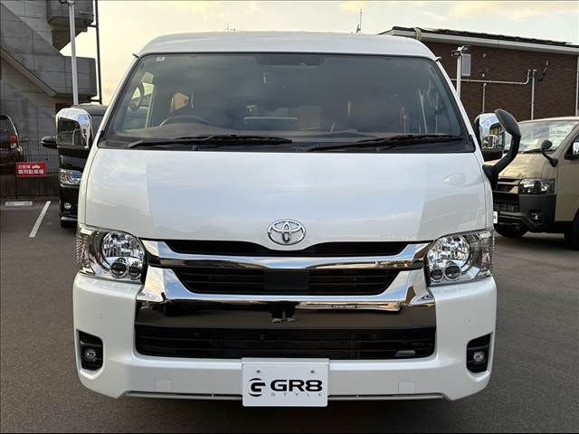 TOYOTA HIACE van 2WD 2025