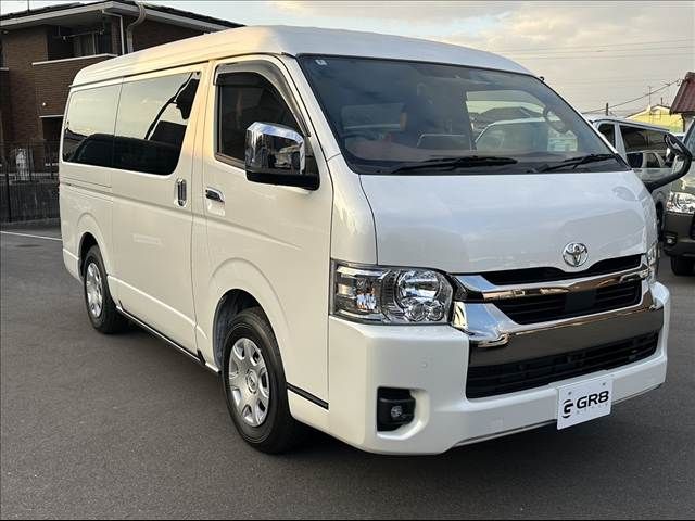 TOYOTA HIACE van 2WD 2025
