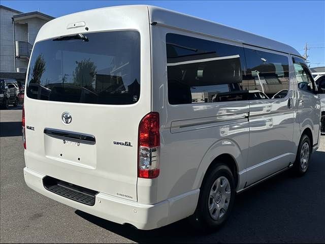 TOYOTA HIACE van 2WD 2025