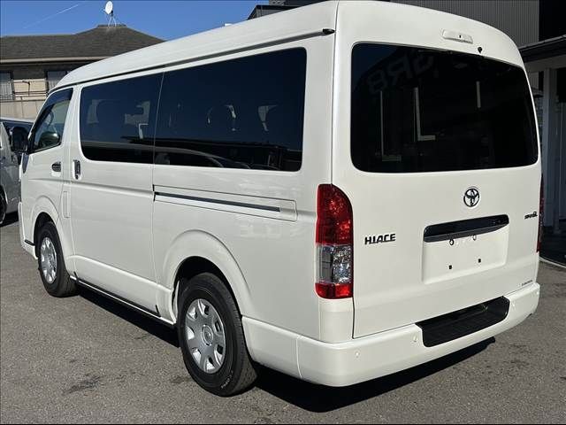 TOYOTA HIACE van 2WD 2025