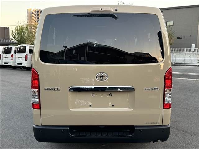 TOYOTA HIACE van 2WD 2025