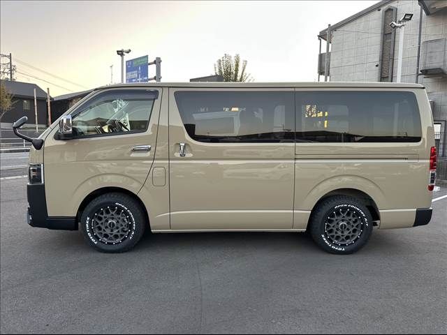 TOYOTA HIACE van 2WD 2025
