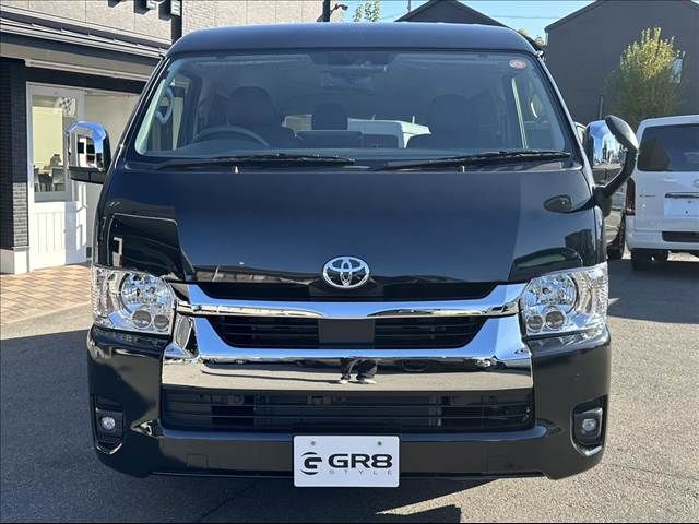 TOYOTA HIACE wagon 2025