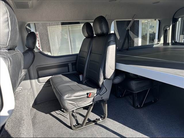 TOYOTA HIACE wagon 2025