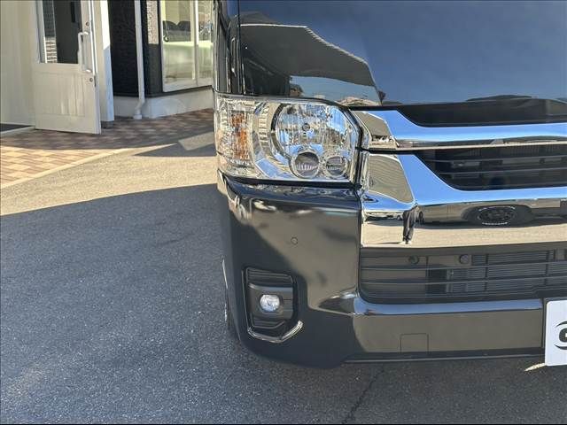 TOYOTA HIACE wagon 2025