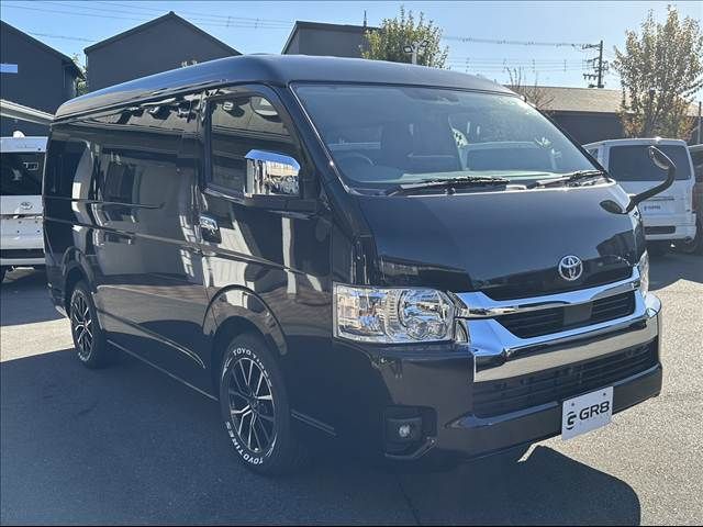 TOYOTA HIACE wagon 2025