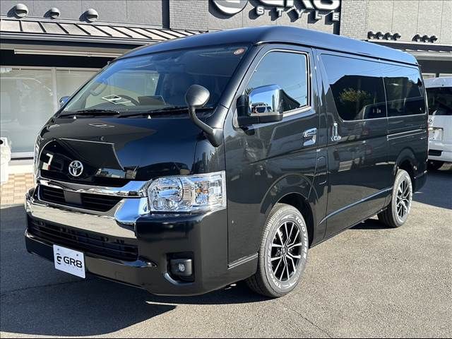 TOYOTA HIACE wagon 2025