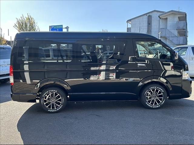 TOYOTA HIACE wagon 2025