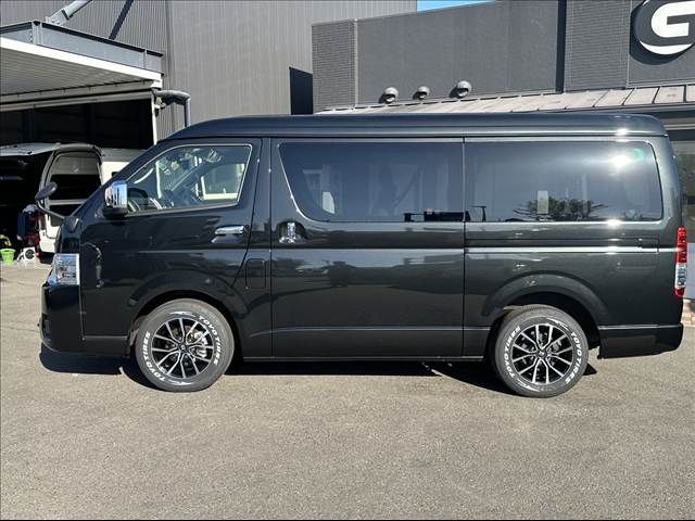 TOYOTA HIACE wagon 2025