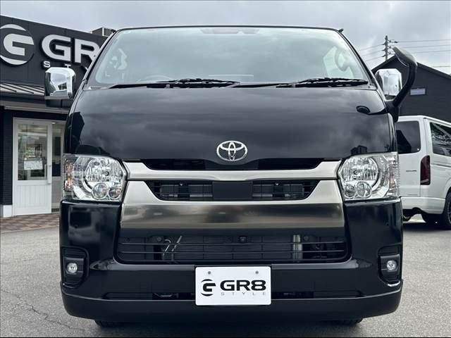 TOYOTA HIACE van 4WD 2025