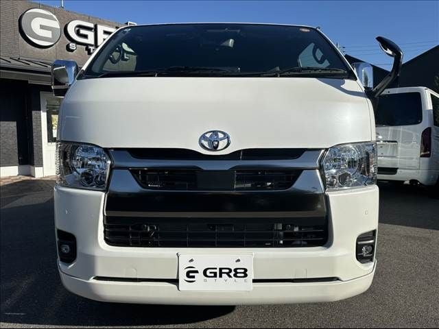 TOYOTA HIACE van 4WD 2025