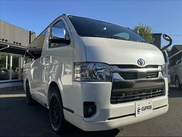 TOYOTA HIACE van 4WD 2025