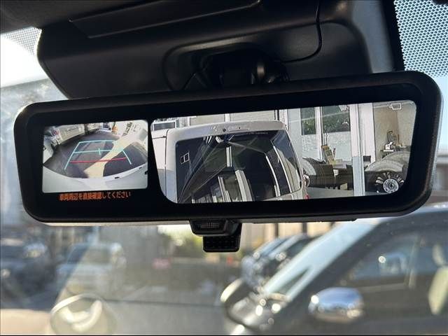 TOYOTA HIACE van 4WD 2025