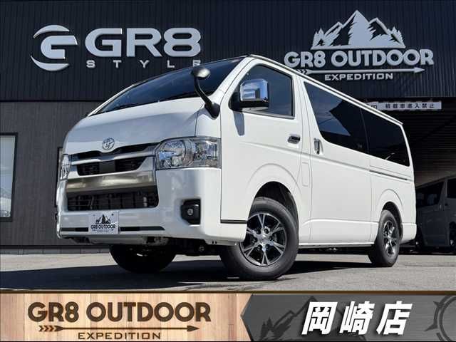 TOYOTA HIACE van 4WD 2025