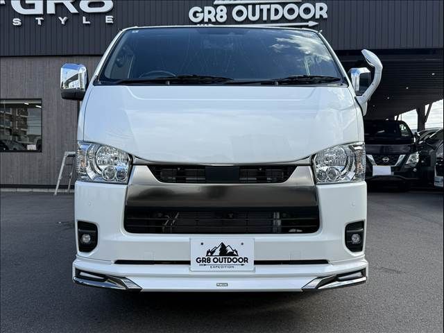 TOYOTA HIACE van 4WD 2025