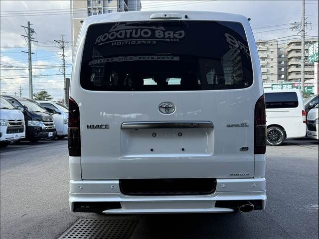 TOYOTA HIACE van 4WD 2025