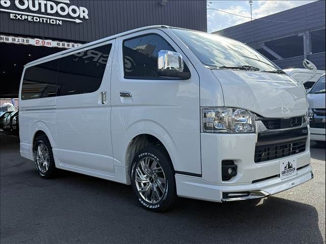 TOYOTA HIACE van 4WD 2025