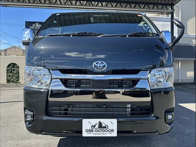 TOYOTA HIACE van 4WD 2025