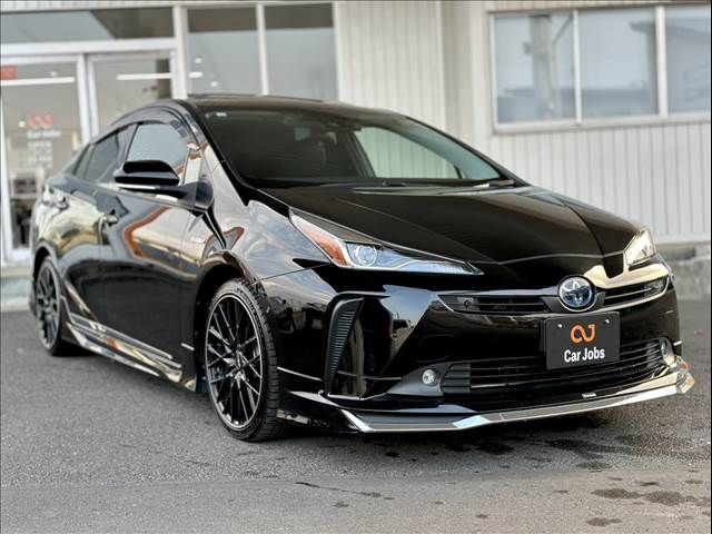TOYOTA PRIUS 2019