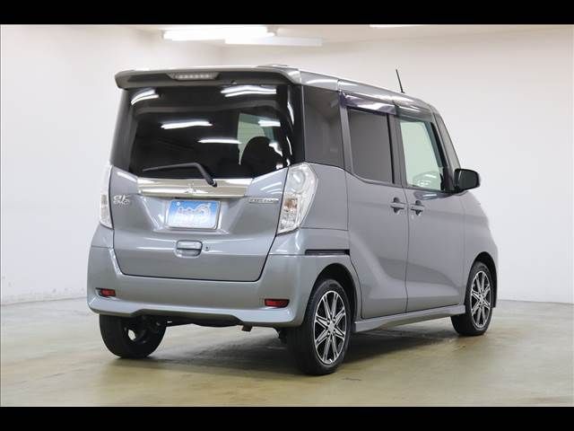 MITSUBISHI eK SPACE 2017