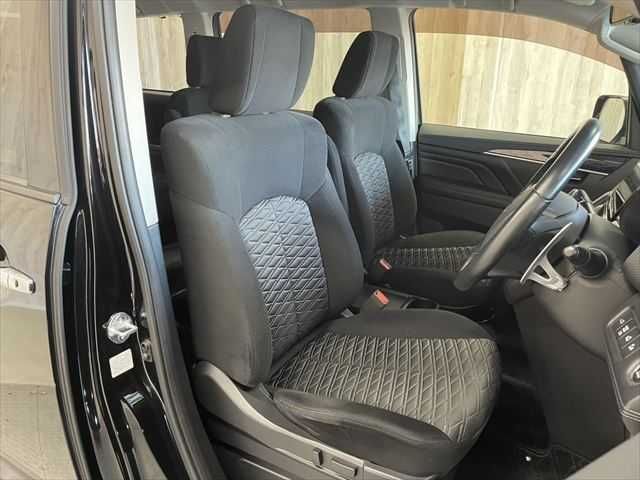 MITSUBISHI DELICA D:5 4WD 2019