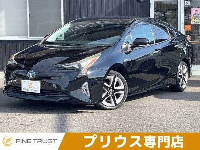TOYOTA PRIUS 2016