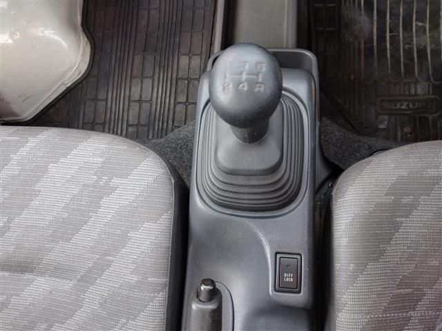 SUZUKI CARRY truck 2006